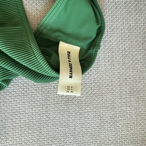 barely used Zulu & Zephyr Green Bikini - Picture 5 of 6